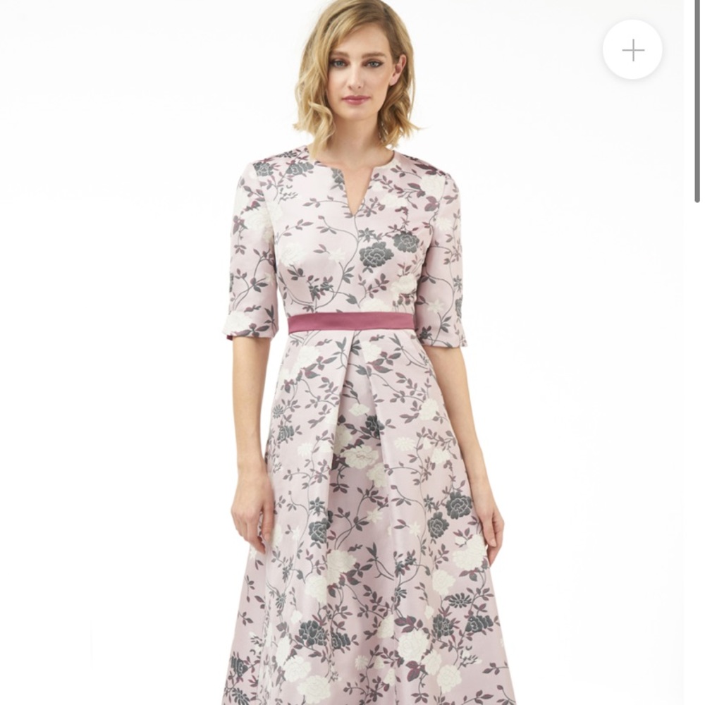 Kay Unger gown